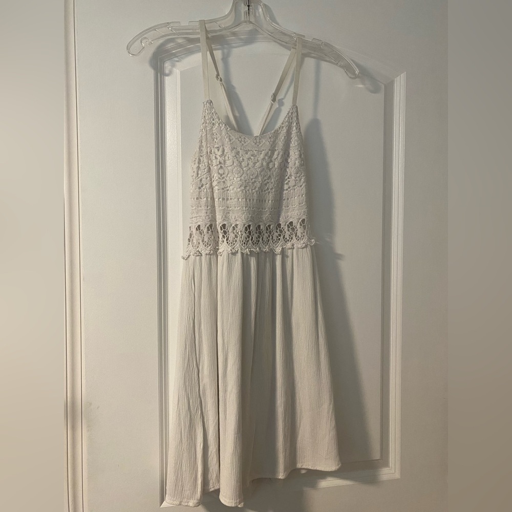 White lace dress